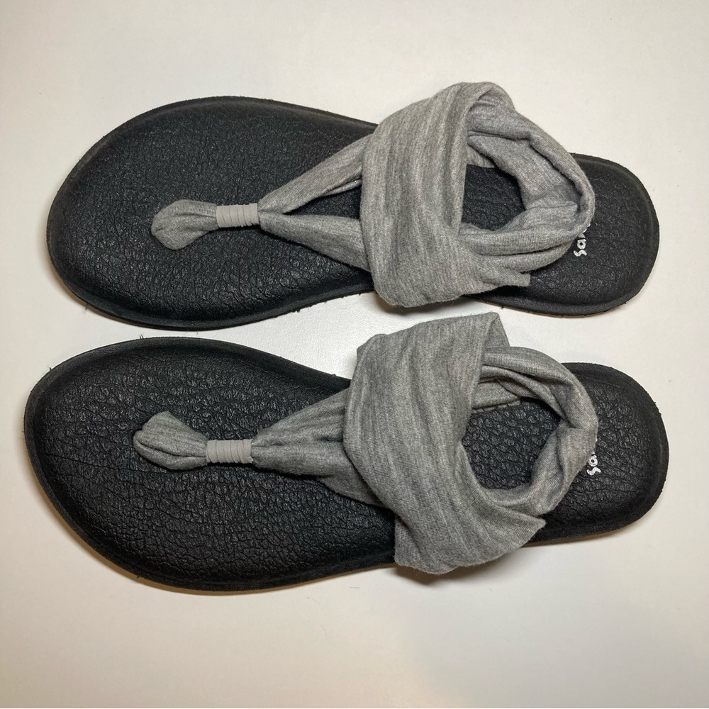 Sanuk Yoga Sling 2 Women's 8 Gray Metallic Flip Flop Sandal SWS10951 Silver Gray